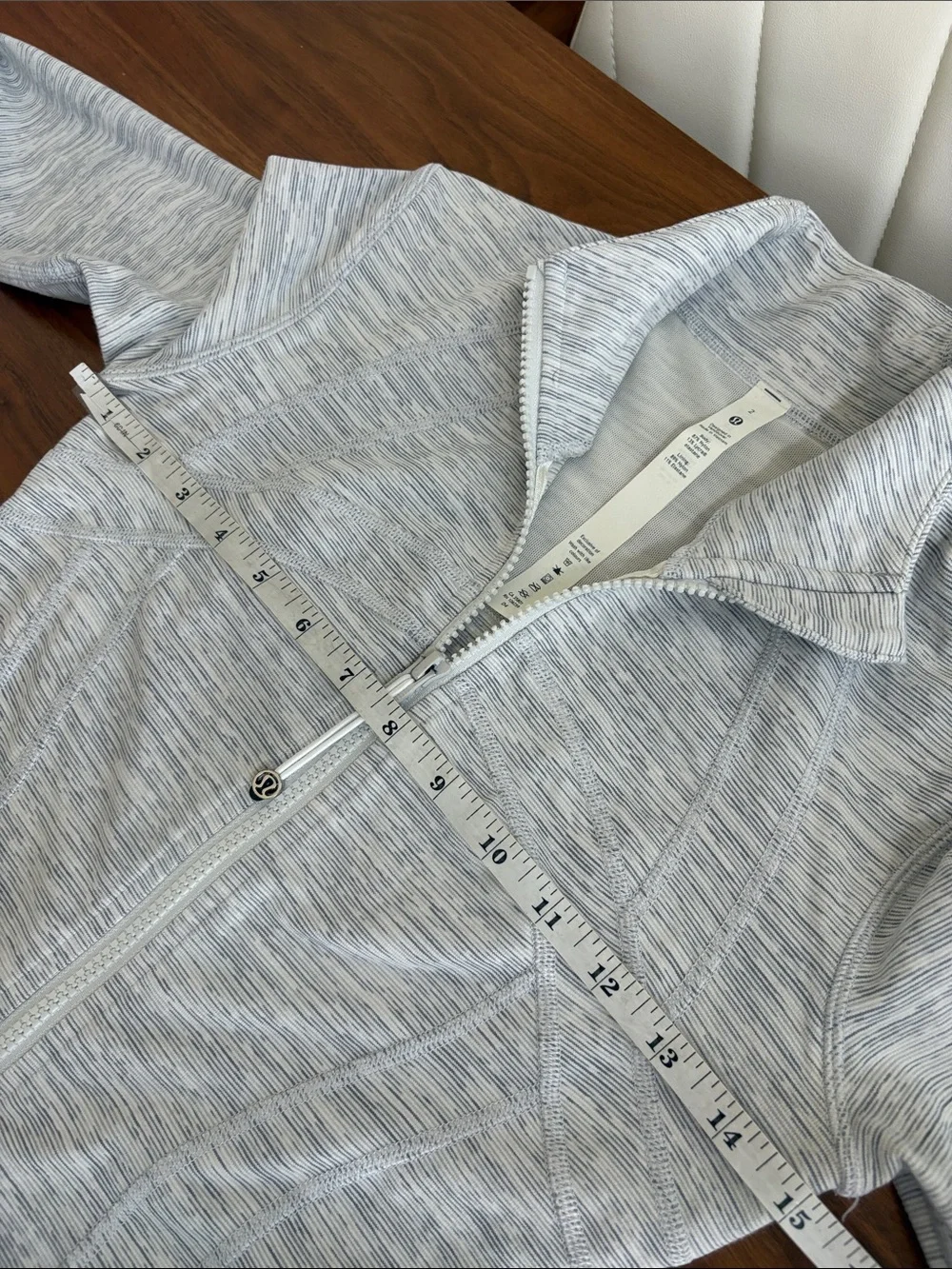 Lululemon Define Jacket Asia Gray White Spacedye Size 2 Like new!!